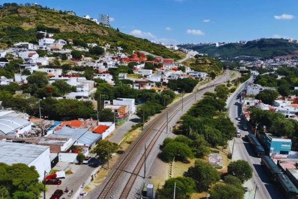 Tren México-Querétaro: cómo impactará la vida familiar en Querétaro